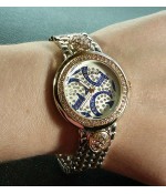Часы GUESS с металлическим браслетом